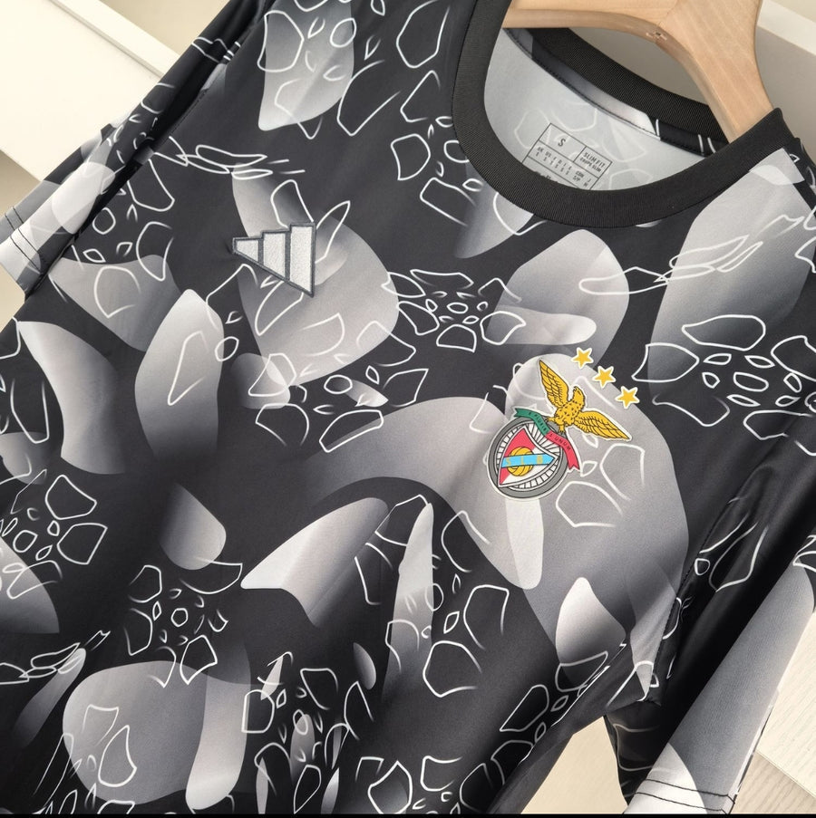 Camisola pré-jogo cinzenta/preta 24/25
