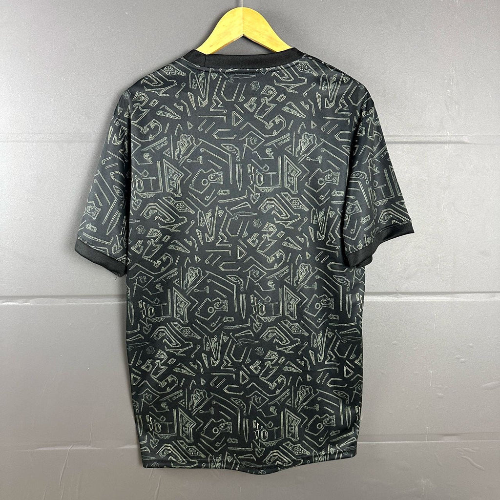 Camisola conceito preta 25/26