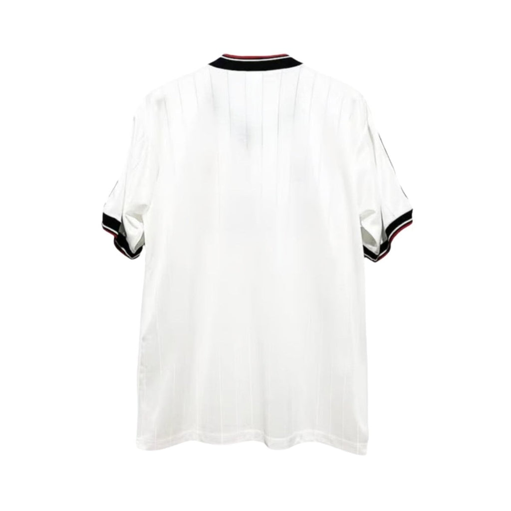 Manchester United Fora 82/83