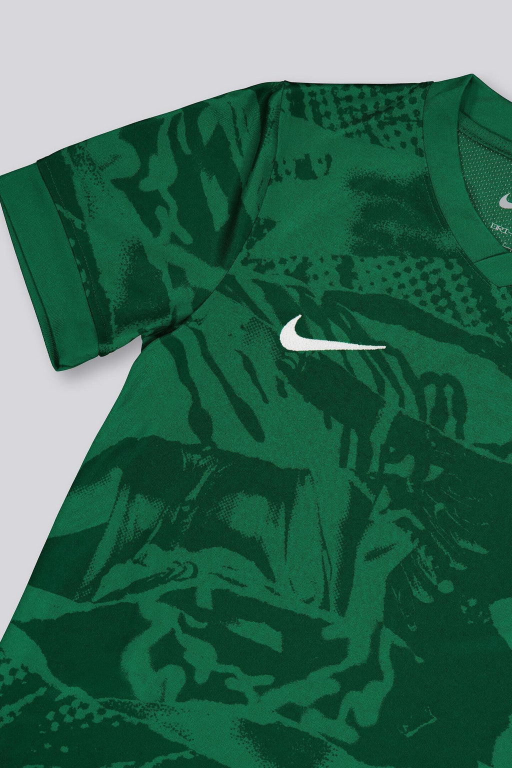 Camisola pré-jogo verde 25/26 - LANÇAMENTO