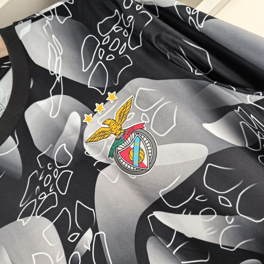 Camisola pré-jogo cinzenta/preta 24/25