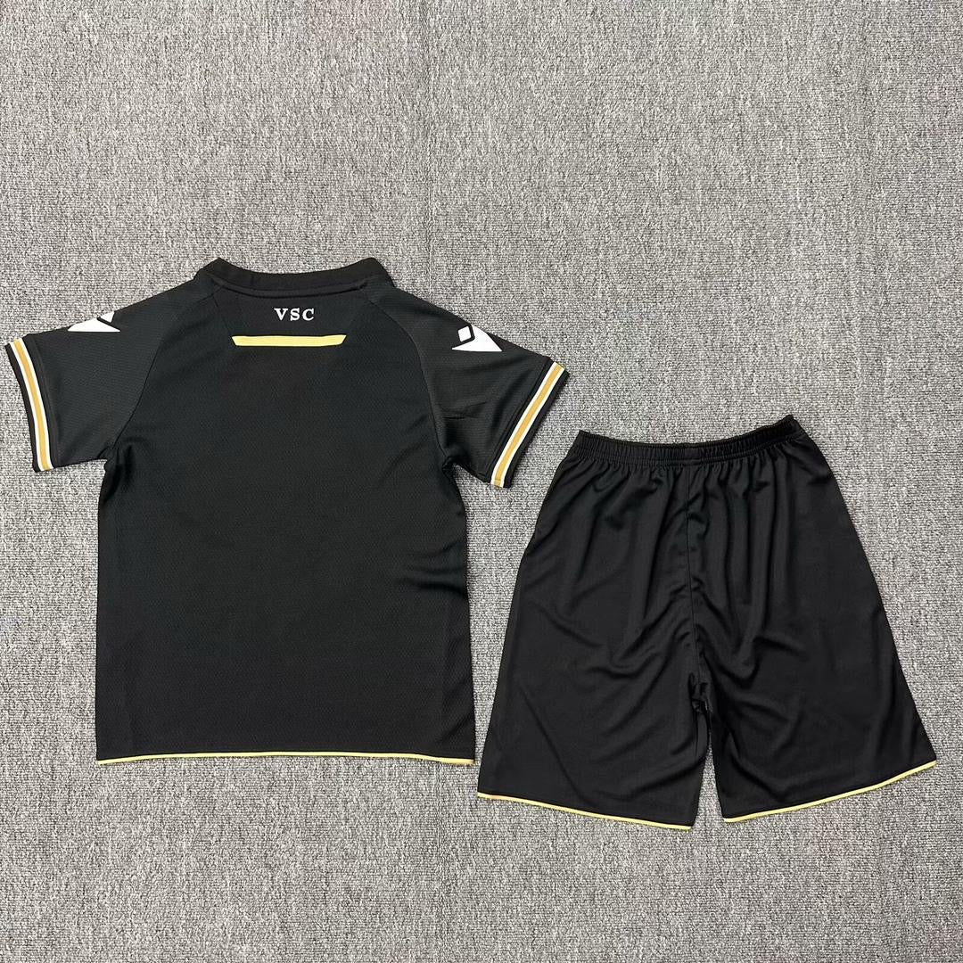 Conjunto de criança Vitória de Guimarães preto 24/25