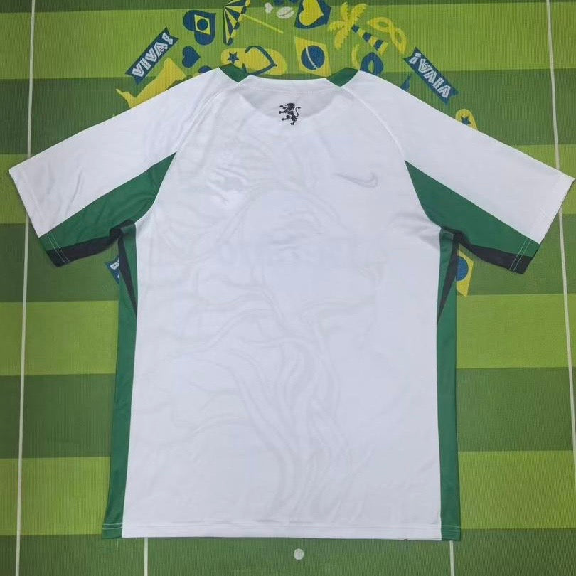 Camisola leão conceito branca e verde 25/26