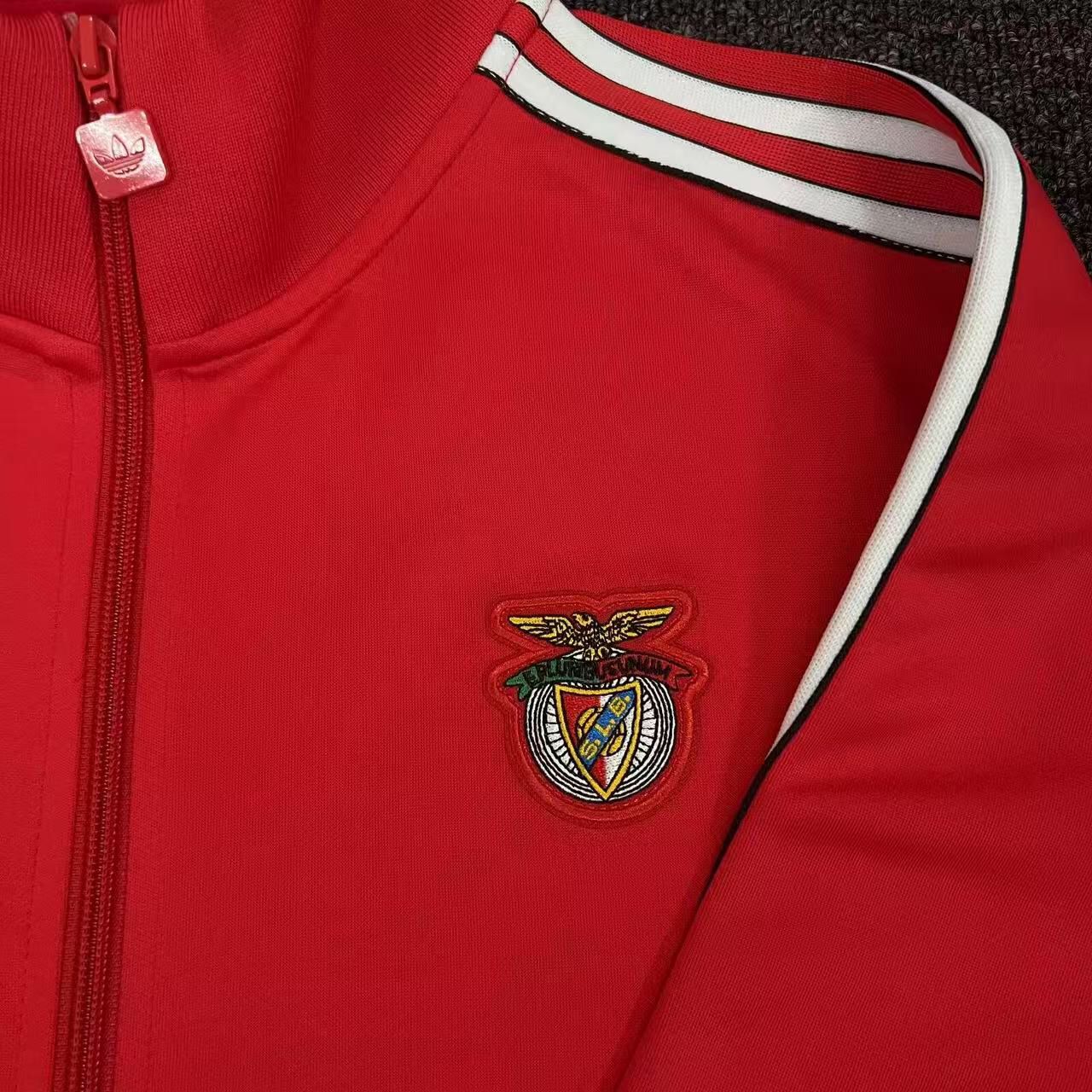 Conjunto de blusão e calças S L B x Originals 25/26 com fecho completo