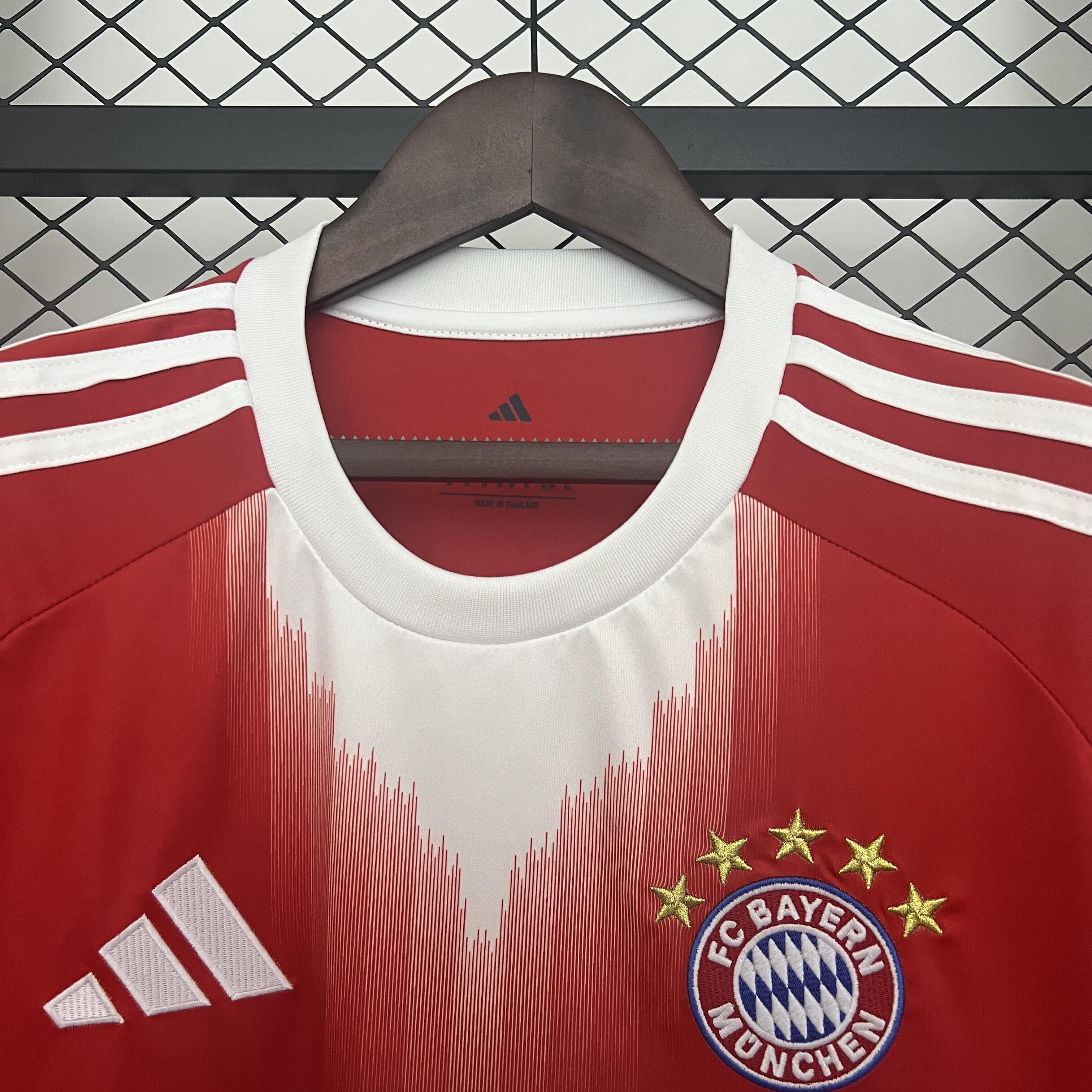 Camisola Bayern Munique principal 25/26