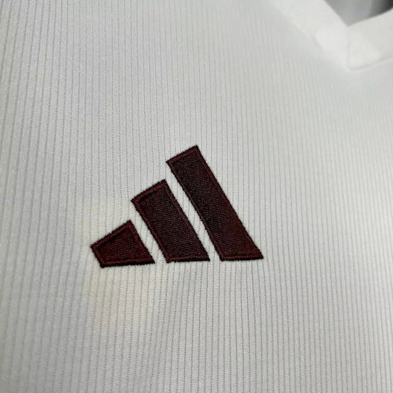 Aston Villa Fora 24/25