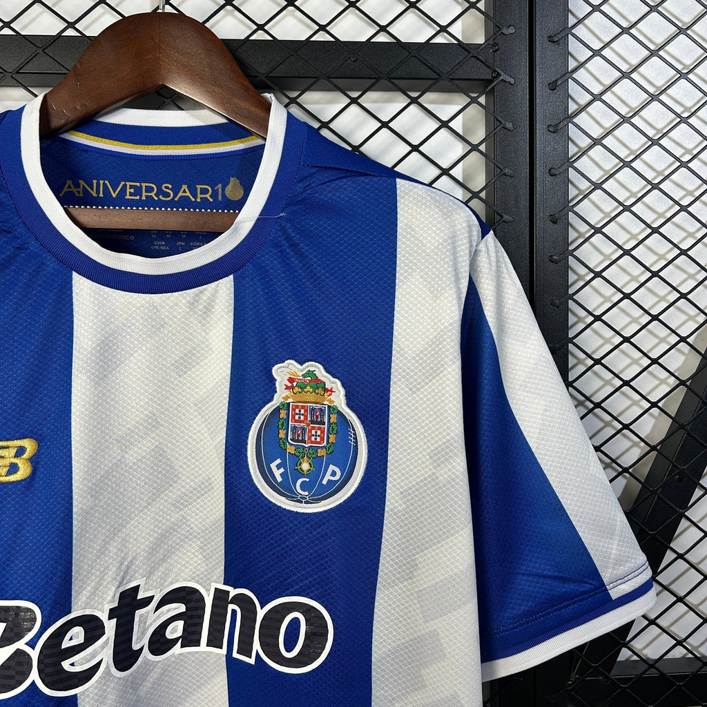 Camisola principal azul/branca 25/26 Emblema bordado